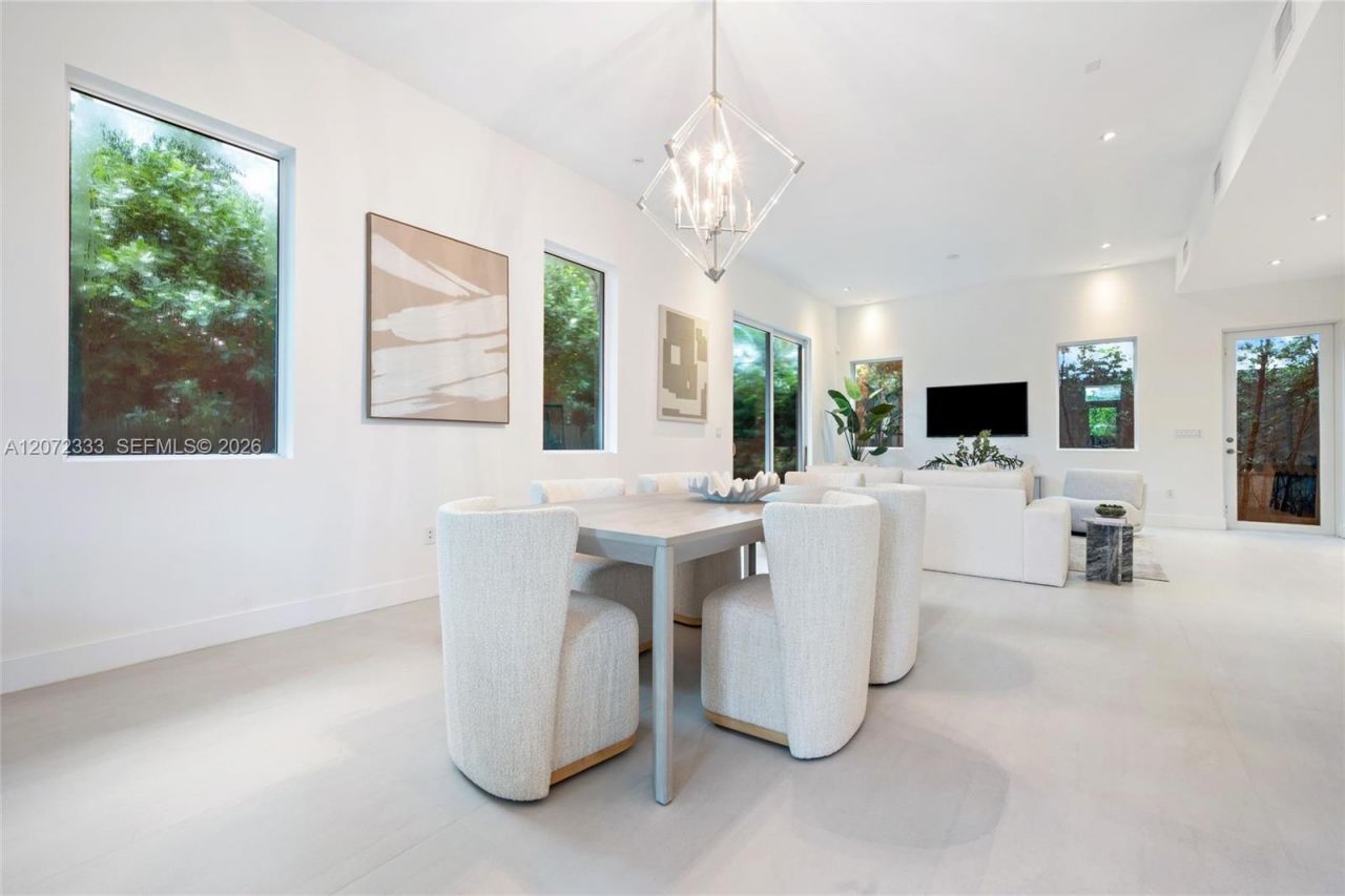 1620 And 1622 SW 30th Ave , Miami, FL 33145 Photo