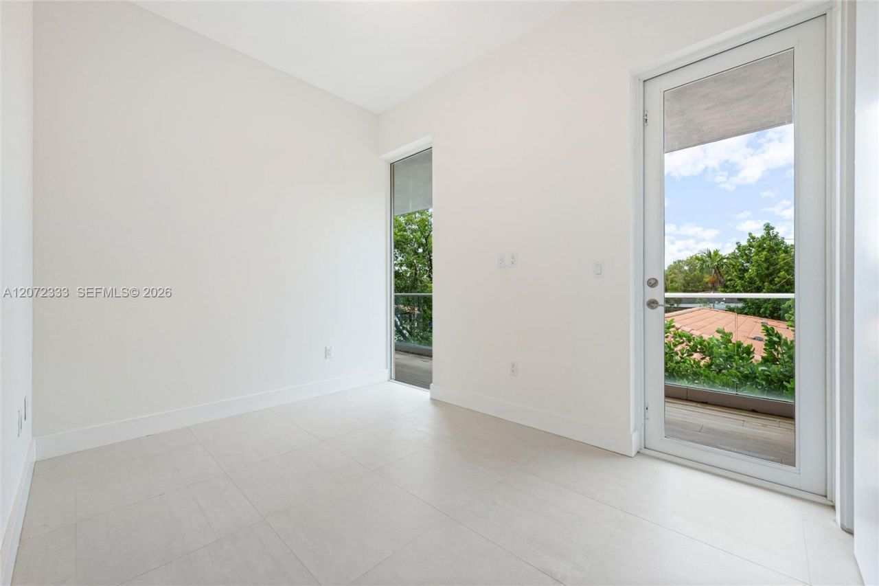 1620 And 1622 SW 30th Ave , Miami, FL 33145 Photo