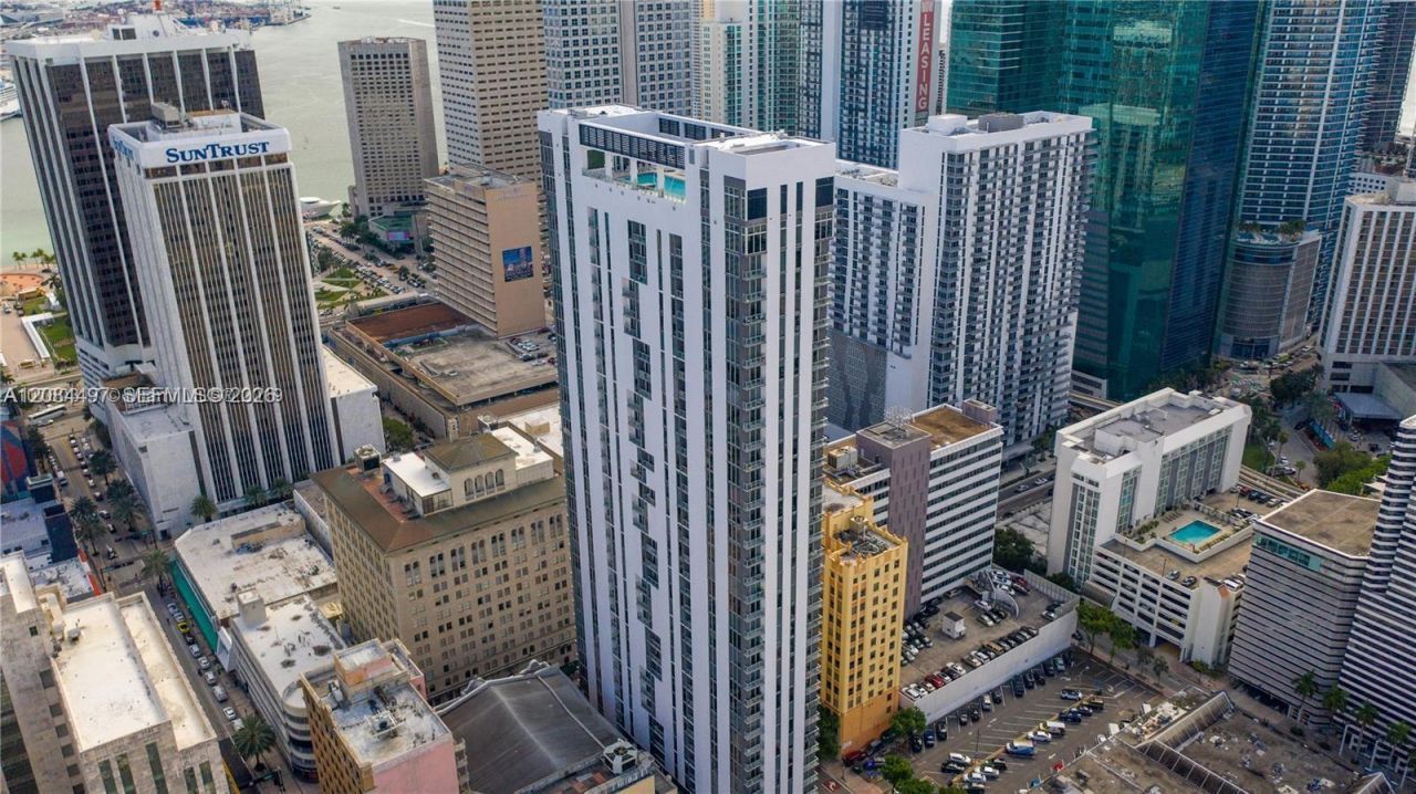 151 SE 1st St , Unit PH08, Miami, FL 33131 Photo