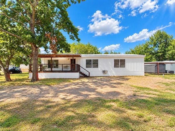 4676 Old Dallas Road , Elm Mott, TX 76640