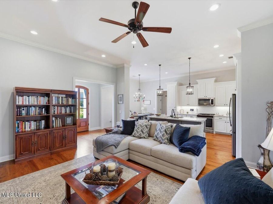 Property Image 8