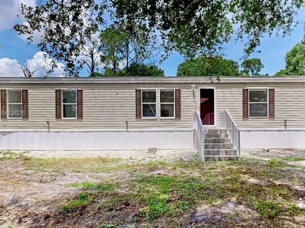 720 N Riverside St , Clewiston, FL 33440
