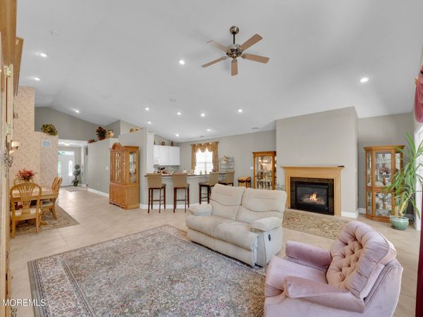 29 Nottingham Way, Jackson, NJ 08527