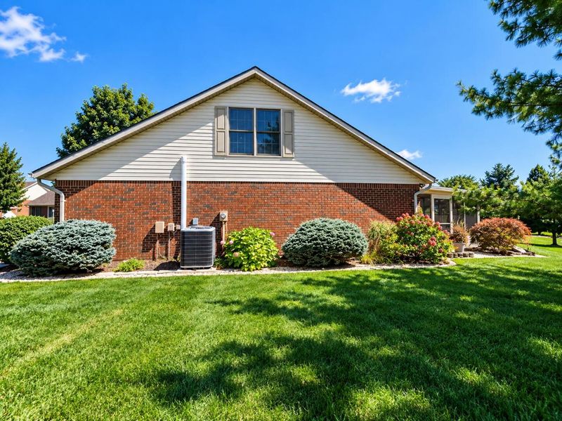 1922 Cattail Point, Springfield, OH 45502 Photo 33