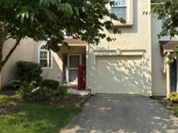 31 VIBURNUM COURT, LAFAYETTE HILL, PA 19444