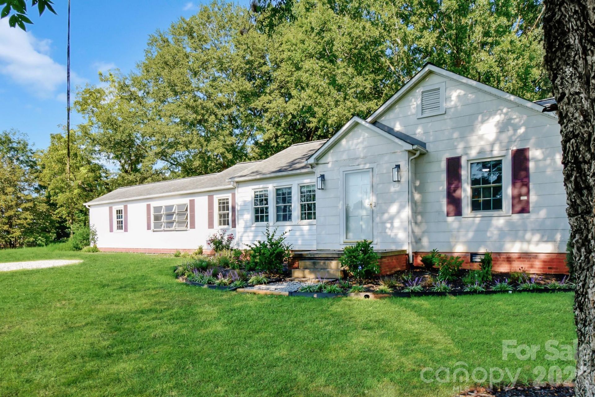 541 Perry Road, Troutman, NC 28166 Main Photo