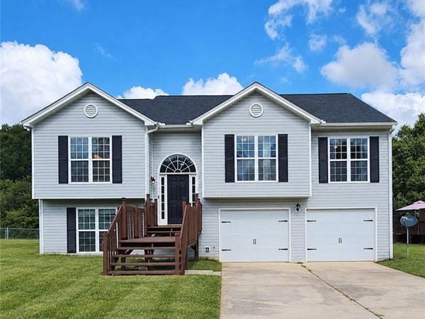197 Ridgeland Drive, Maysville, GA 30558