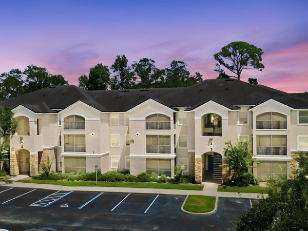 940 Village Trail, Unit 3-104, Port Orange, FL 32127