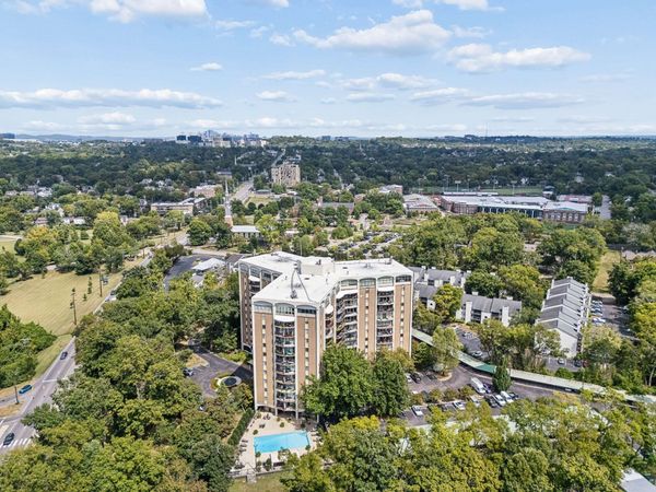 4215 Harding Pike , Unit 711, Nashville, TN 37205