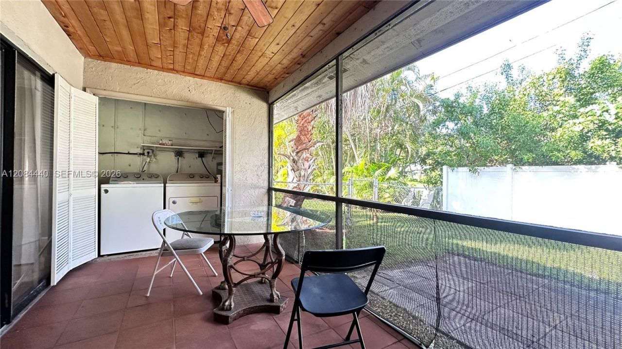 566 SW 20th Ct , Unit 5, Delray Beach, FL 33445 Photo