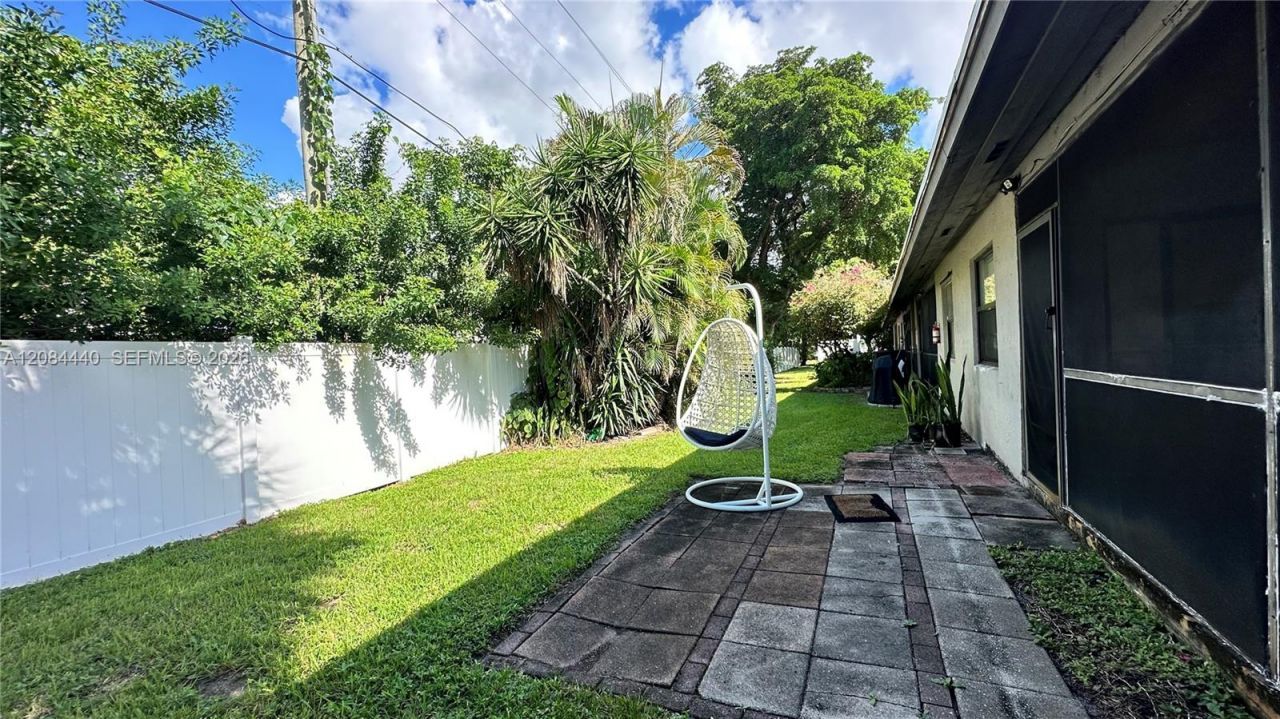 566 SW 20th Ct , Unit 5, Delray Beach, FL 33445 Photo