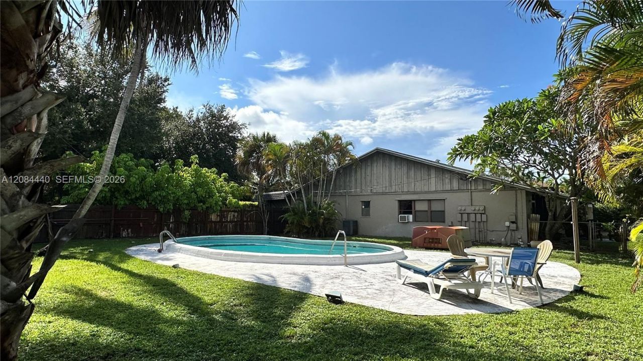 566 SW 20th Ct , Unit 5, Delray Beach, FL 33445 Photo