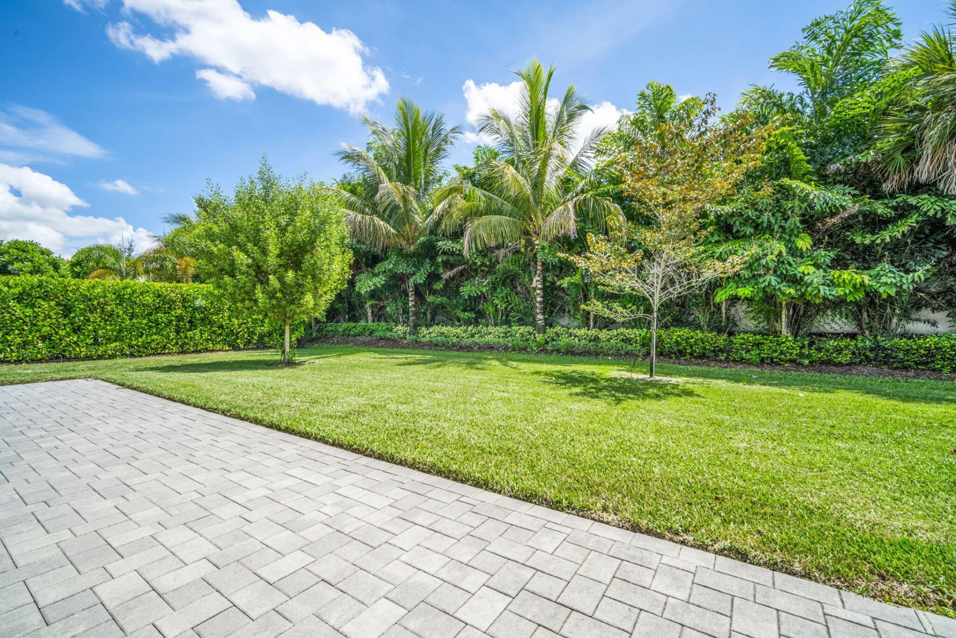 9285 Mountain Pine Grove, Boynton Beach, FL 33473 Photo