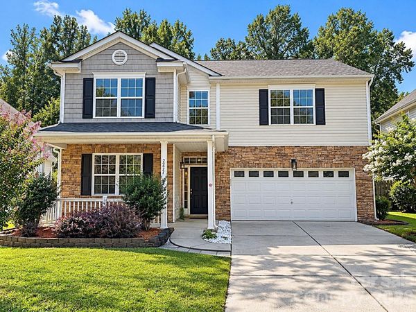 2234 Savannah Hills Drive, Charlotte, NC 28105
