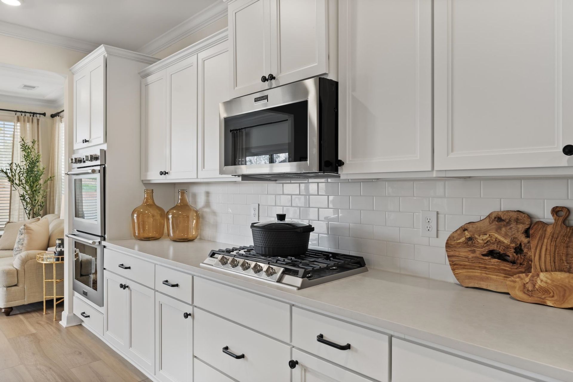 6176 Zoe Way Photo 9