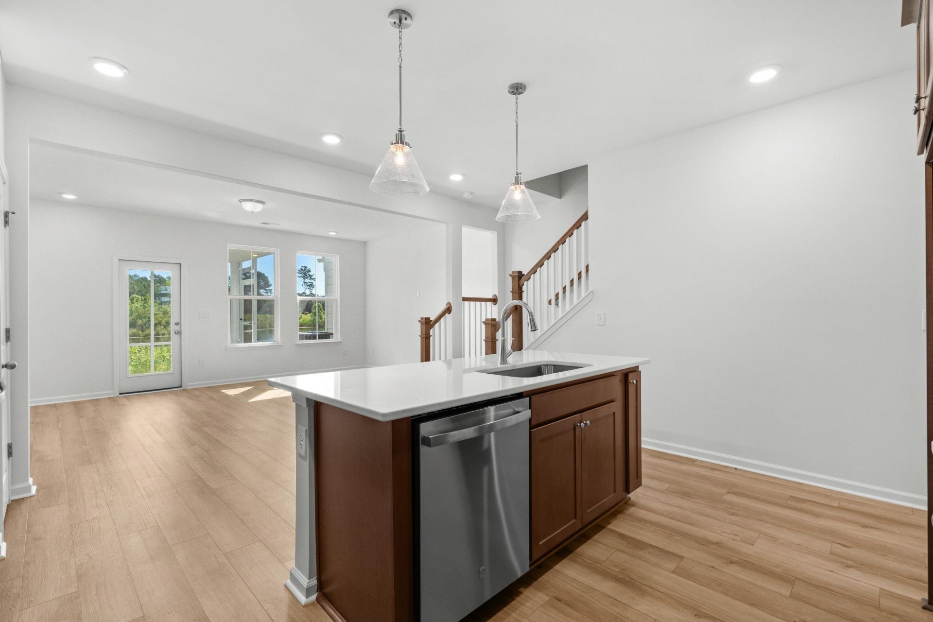 712 Bolder Way Photo 12
