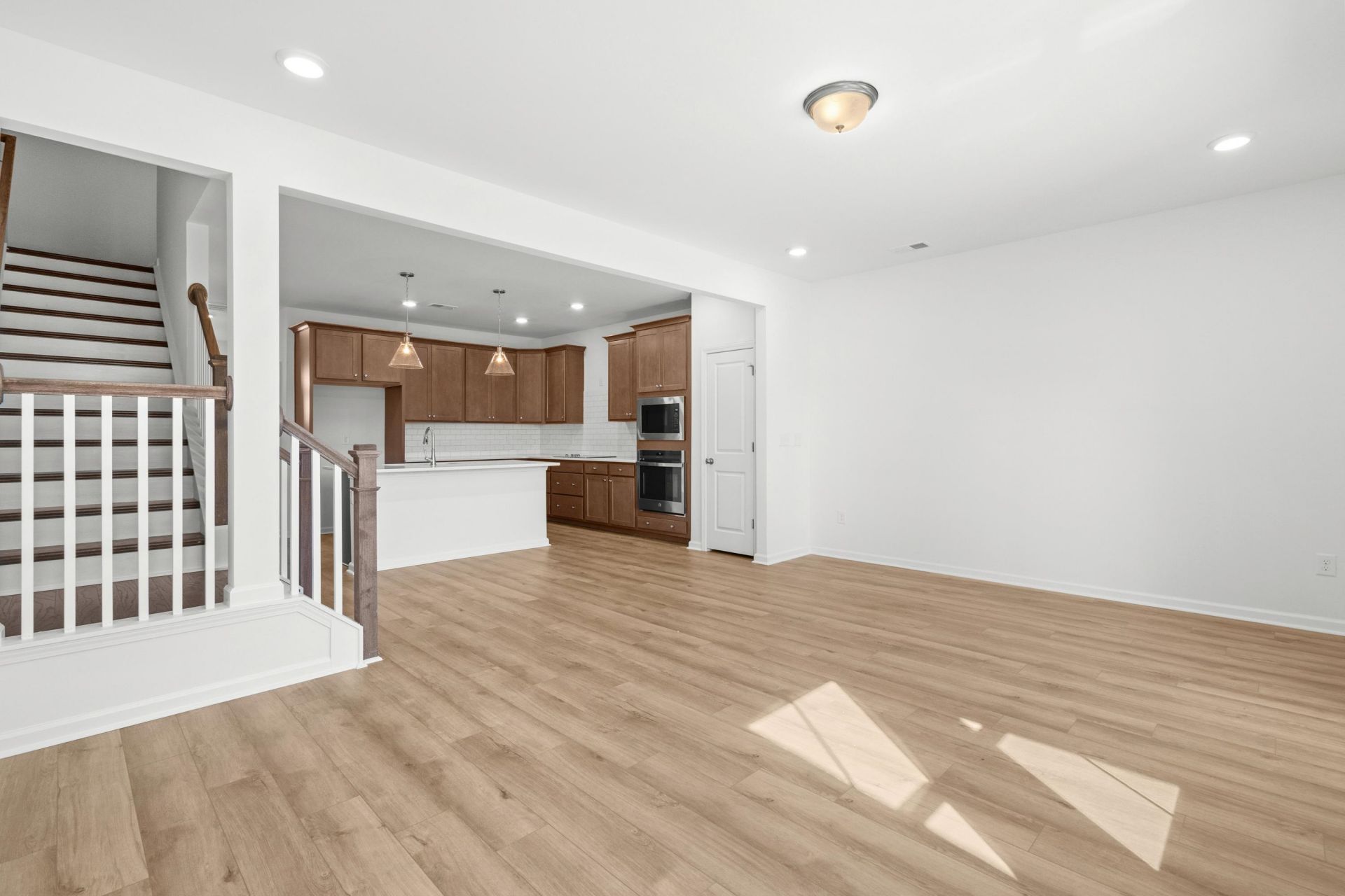 712 Bolder Way Photo 17