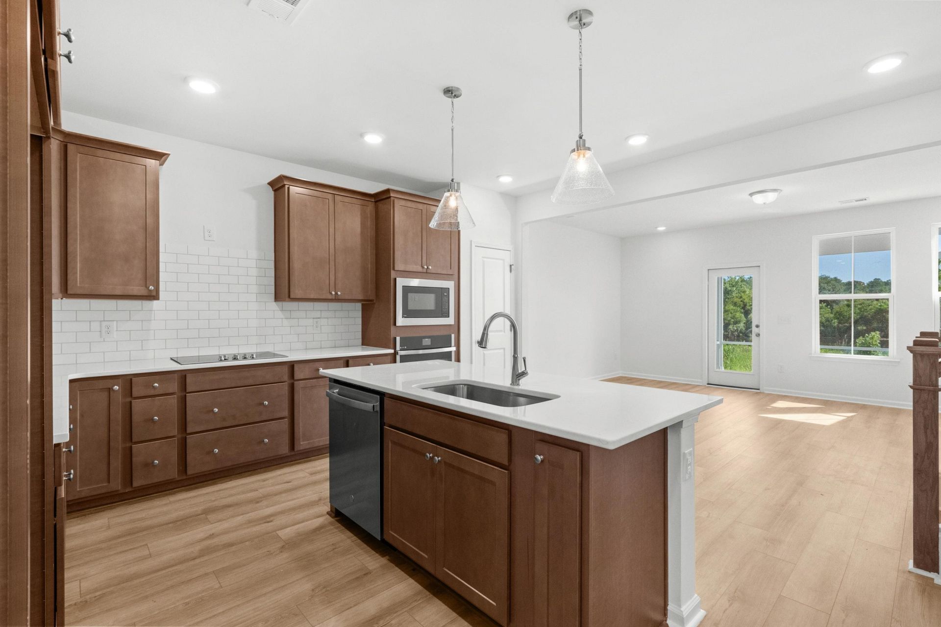 712 Bolder Way Photo 5