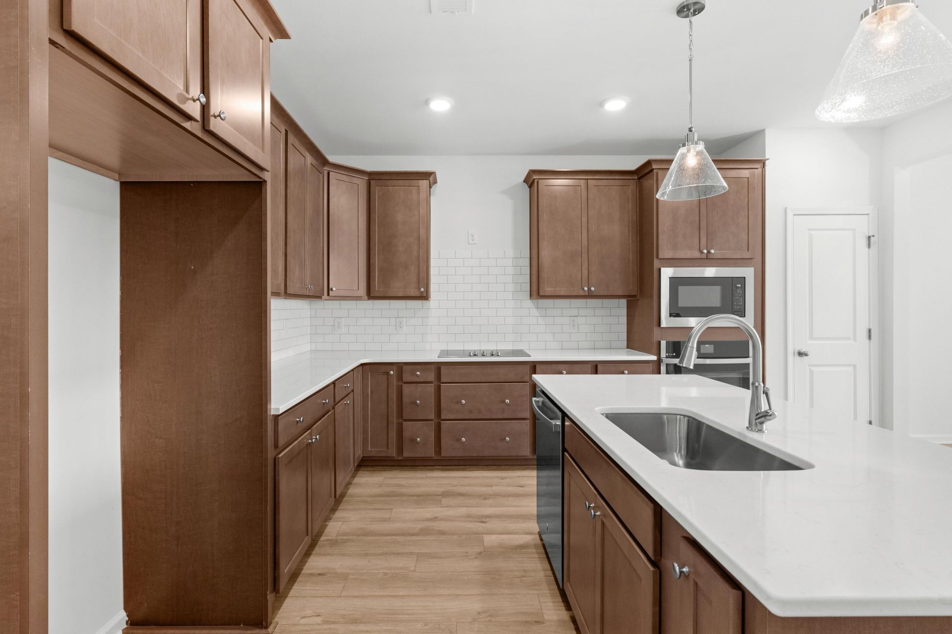 712 Bolder Way Photo 6