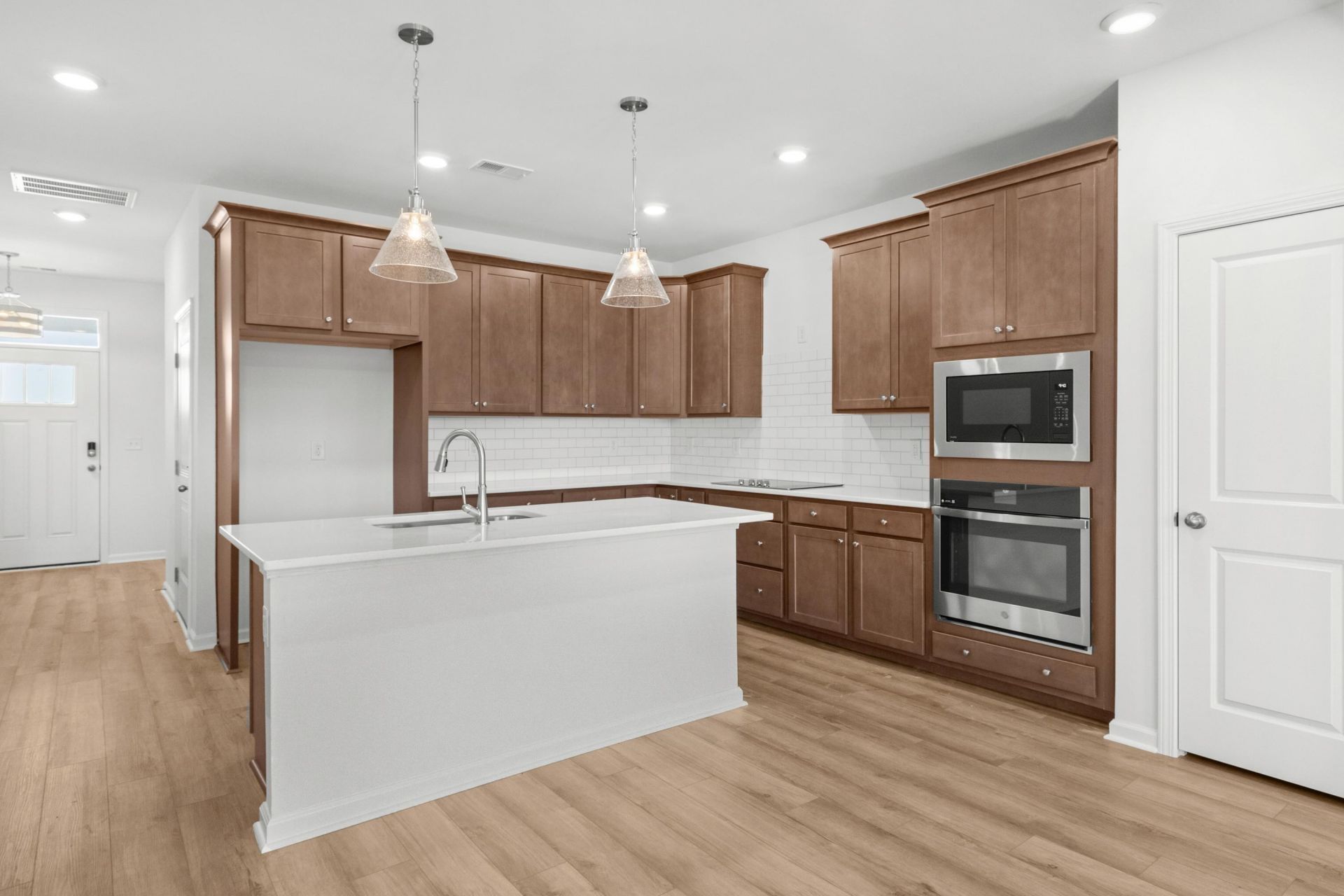 712 Bolder Way Photo 9