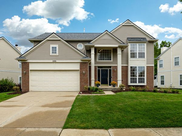 1880 Timber Trail, Ann Arbor, MI 48103