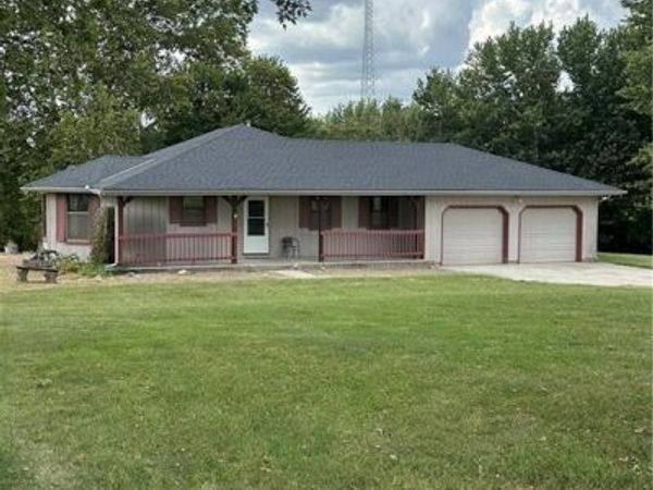 188 SE Everett Lane, Plattsburg, MO 64477