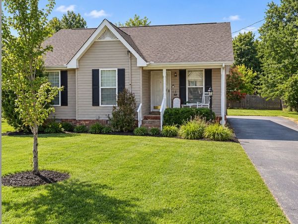 1316 Raden Dr , Lebanon, TN 37087