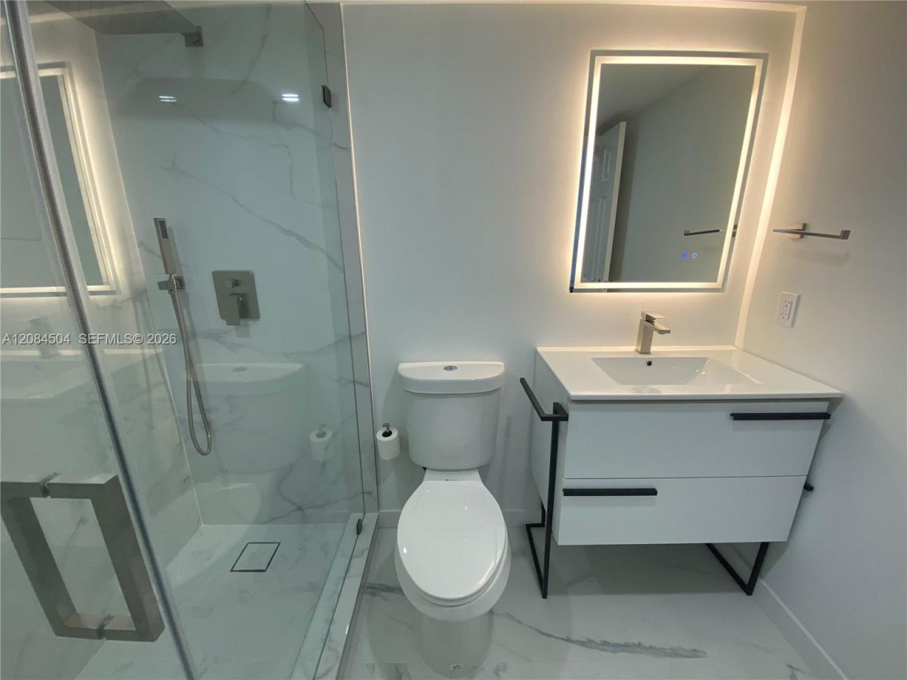 2401 Collins Ave, Unit 1112, Miami Beach, FL 33140 Photo