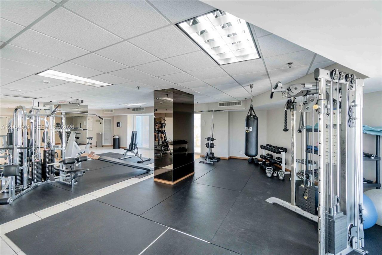 2401 Collins Ave, Unit 1112, Miami Beach, FL 33140 Photo