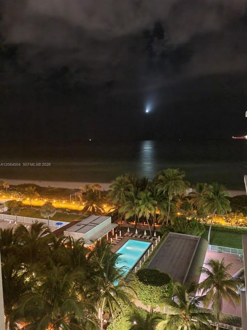 2401 Collins Ave, Unit 1112, Miami Beach, FL 33140 Photo