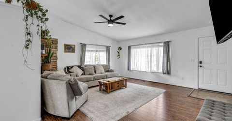 18230 Silverleaf Court, Reno, NV 89508 Photo