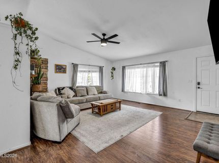 18230 Silverleaf Court, Reno, NV 89508 Photo