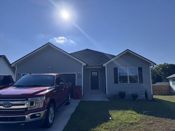 1538 Fredrick Dr , Clarksville, TN 37042