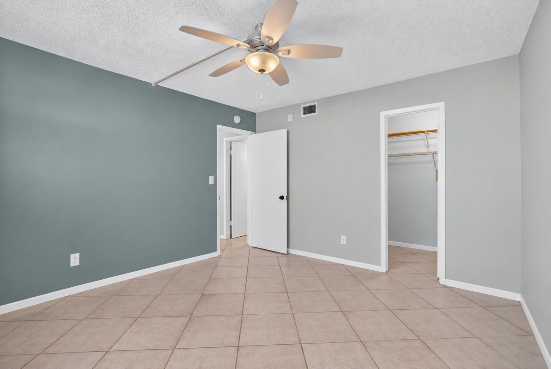 2731 NE 14th St Causeway, Unit 702, Pompano Beach, FL 33062 Photo