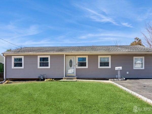 11 Wellesley Road , Parlin, NJ 08859