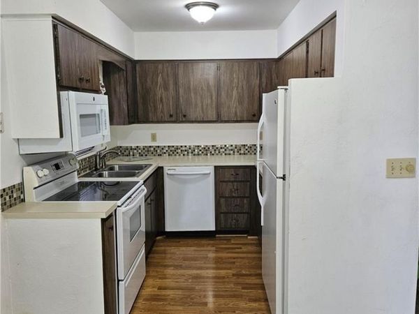 317 Maycrest RD, Unit 317, LEHIGH ACRES, FL 33936