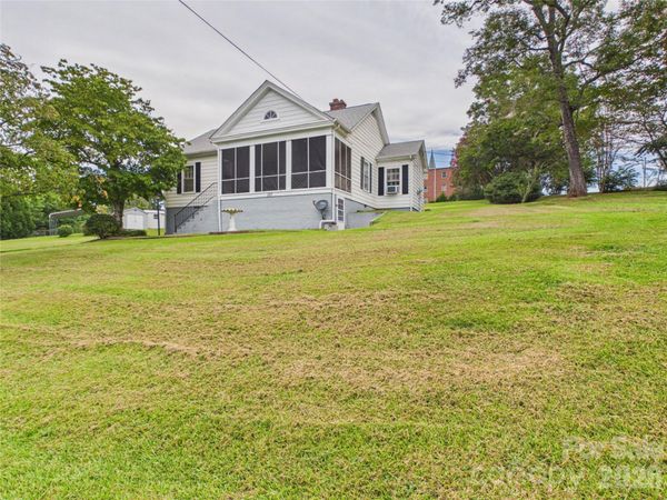 107 Mimosa Avenue , Rhodhiss, NC 28630