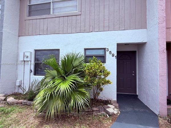 3591 NW 91st Ave , Sunrise, FL 33351