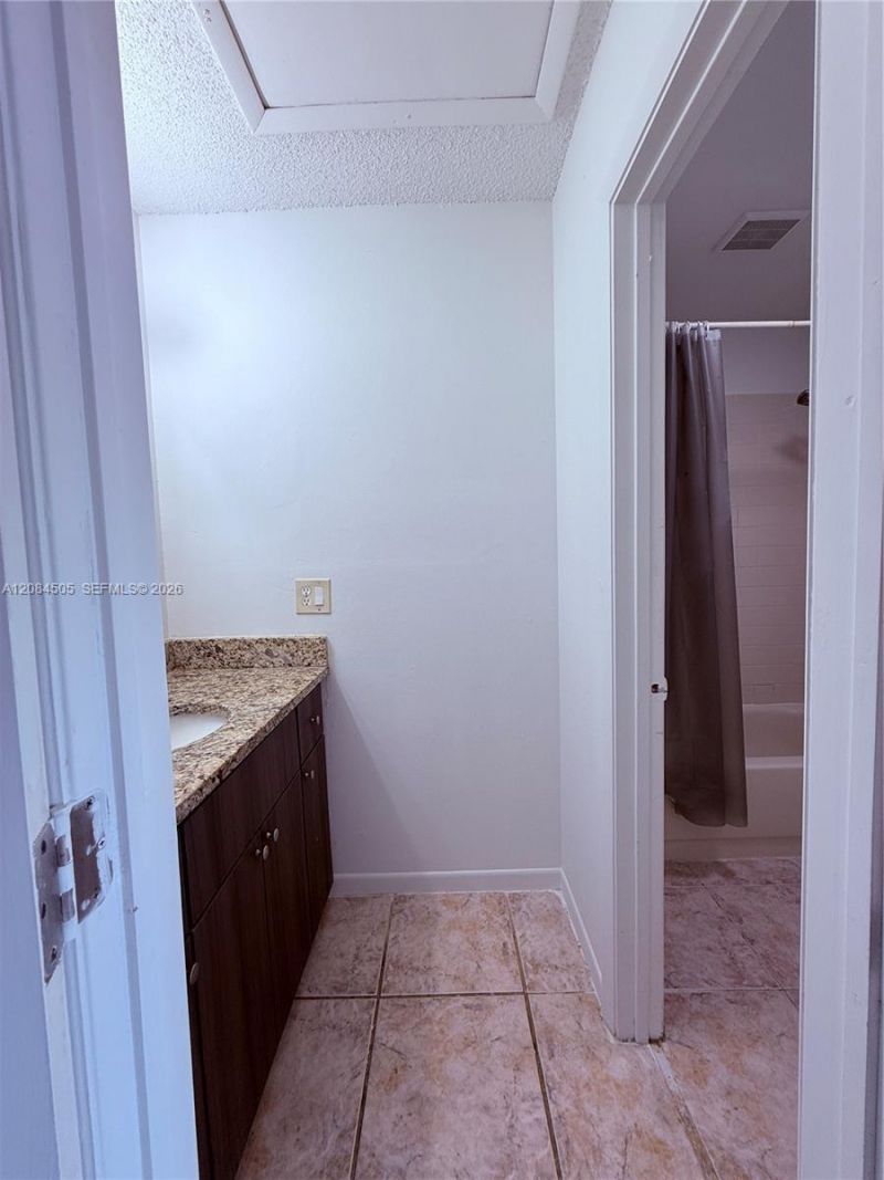 3591 NW 91st Ave, Sunrise, FL 33351 Photo