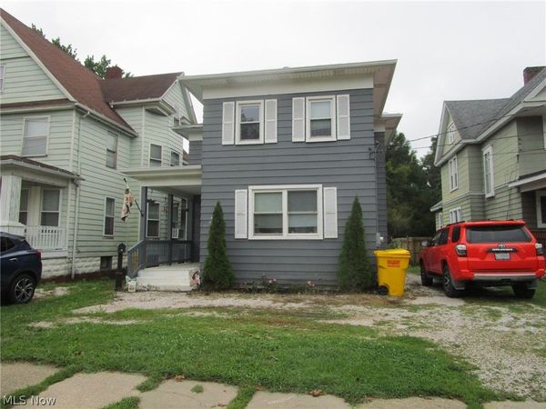 815 Main Street , Conneaut, OH 44030