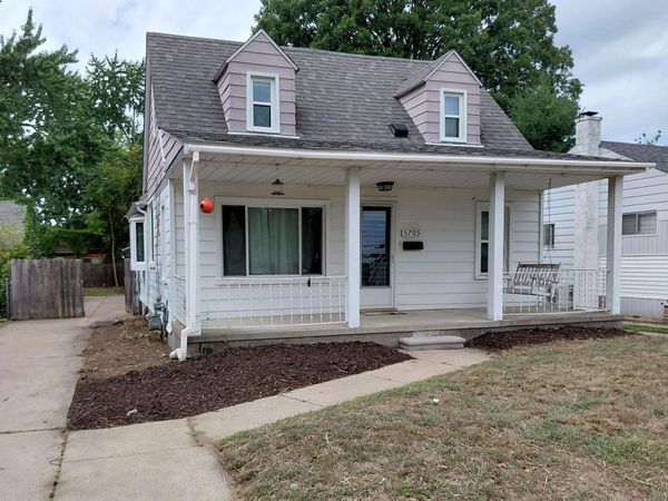 5705 N Vernon Street, Dearborn Heights, MI 48127