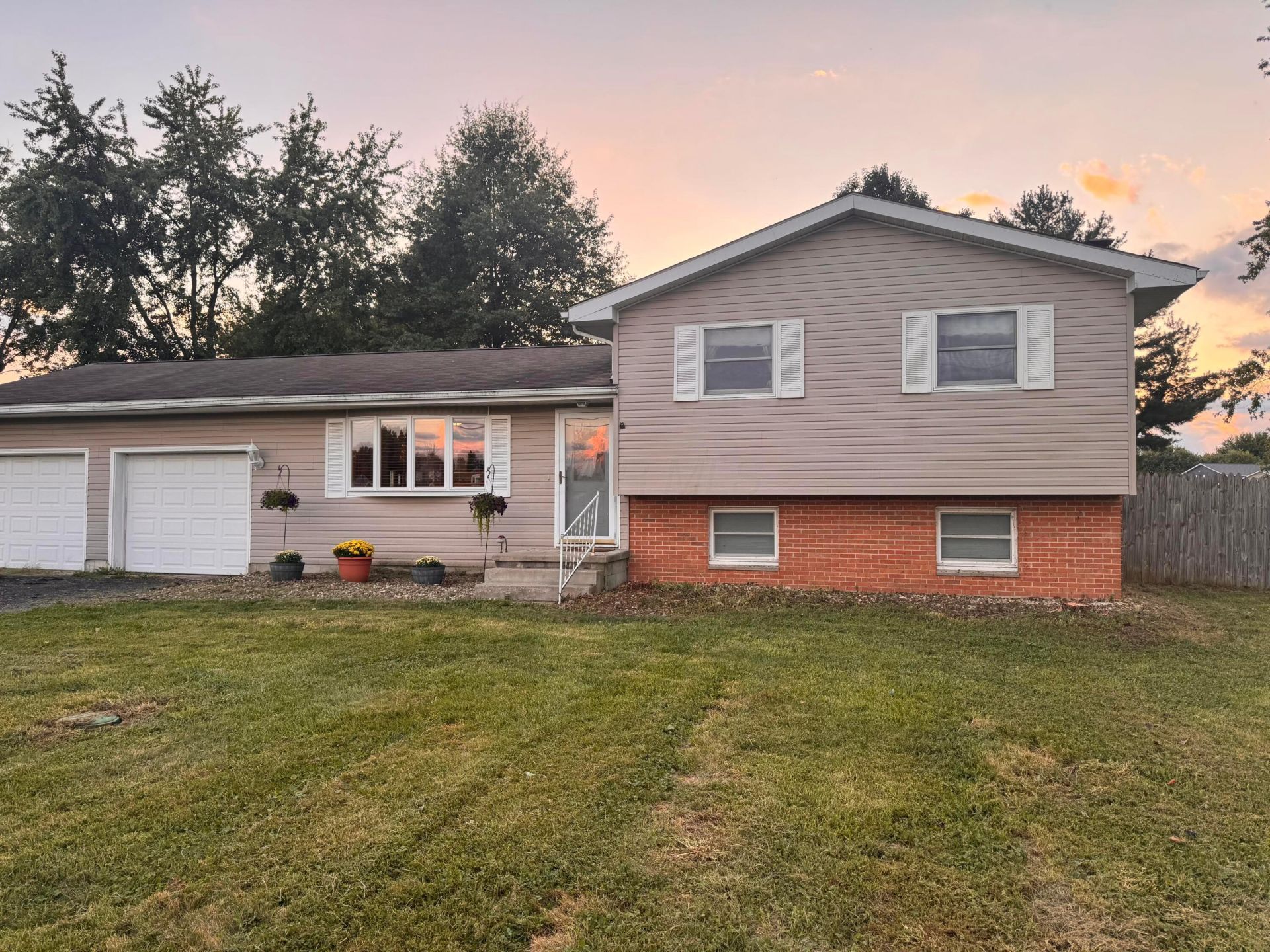 Please Call, Newark, OH 43056