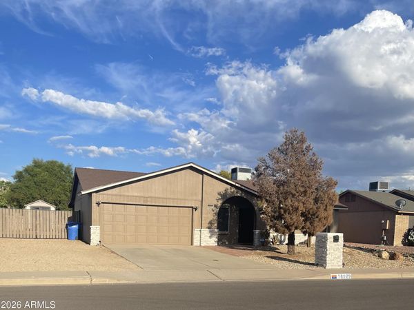 18029 N 37TH Avenue, Glendale, AZ 85308