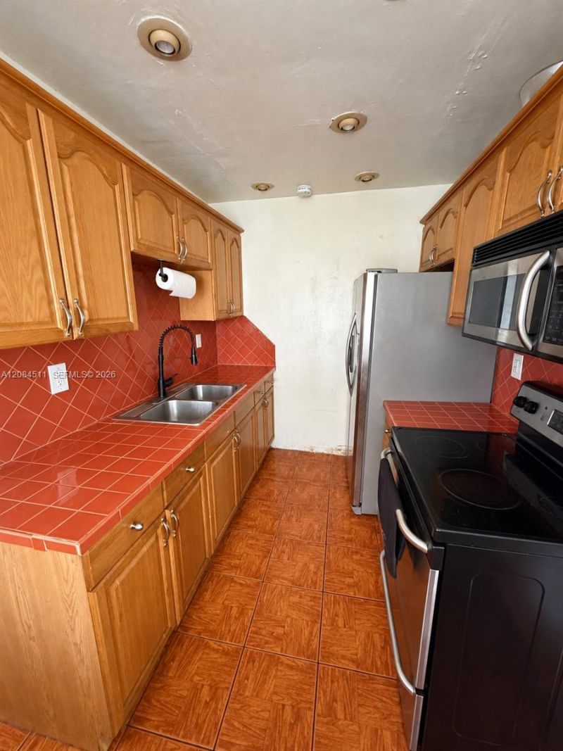 16021 NW 17th Pl, Miami Gardens, FL 33054 Photo
