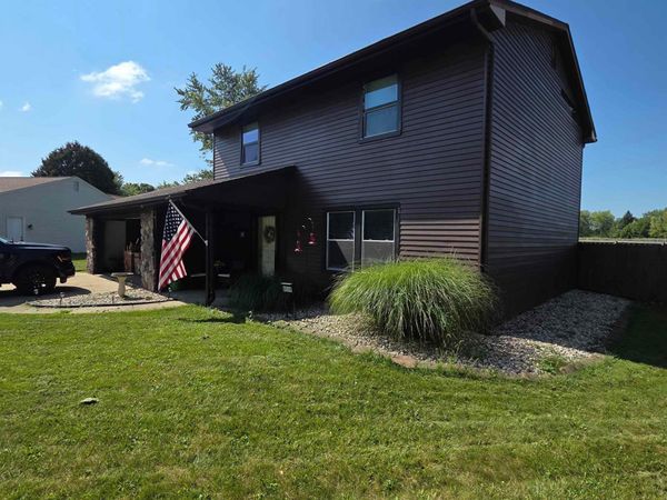 8508 Sandstone Court, New Haven, IN 46774