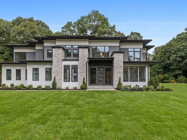 50 Willard, Weston, MA 02493