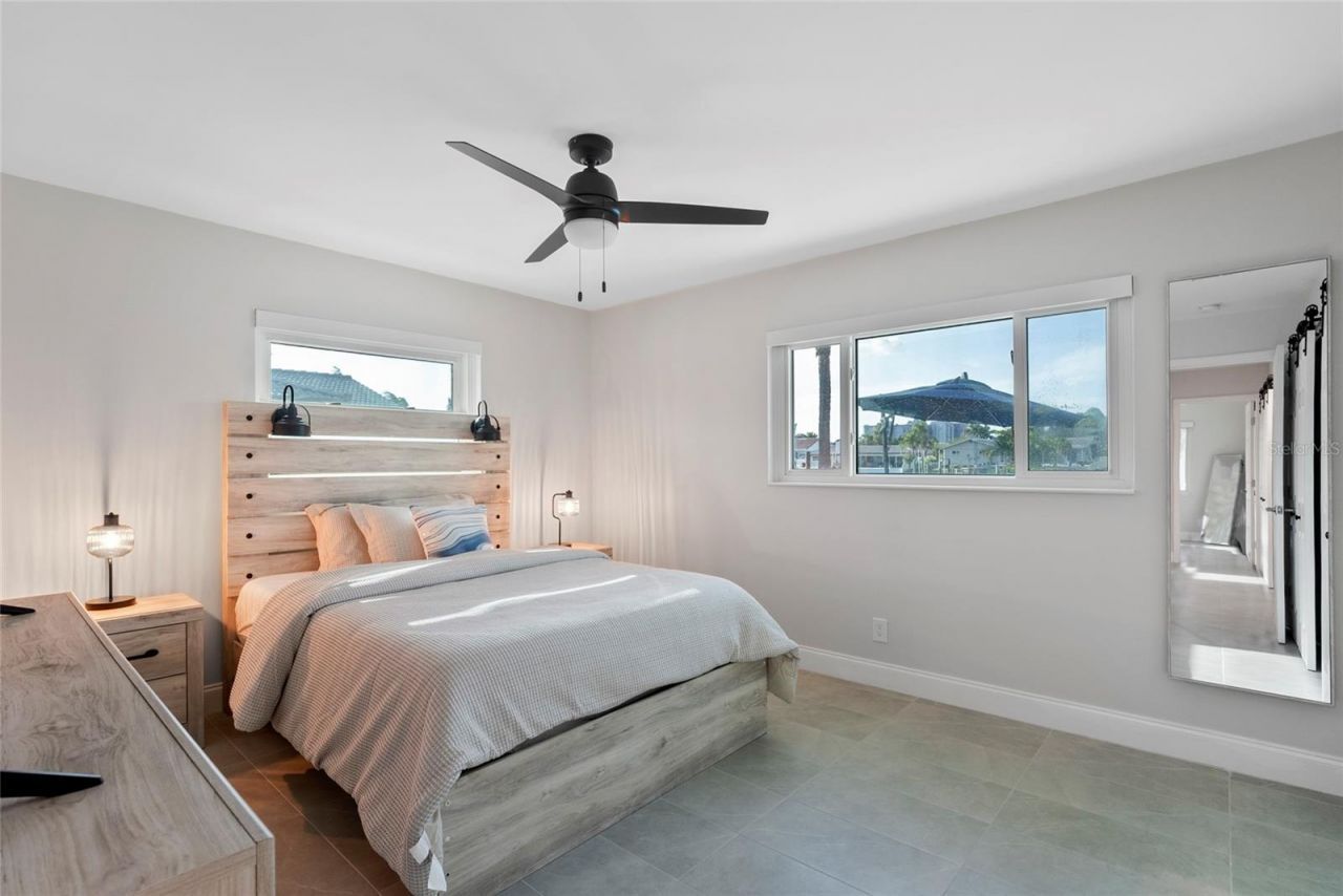 227 Howard Drive, Belleair Beach, FL 33786 Photo
