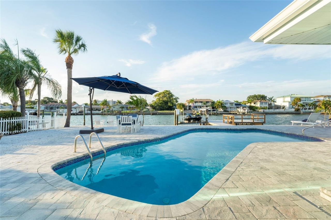 227 Howard Drive, Belleair Beach, FL 33786 Photo