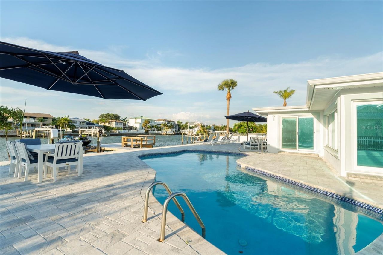 227 Howard Drive, Belleair Beach, FL 33786 Photo