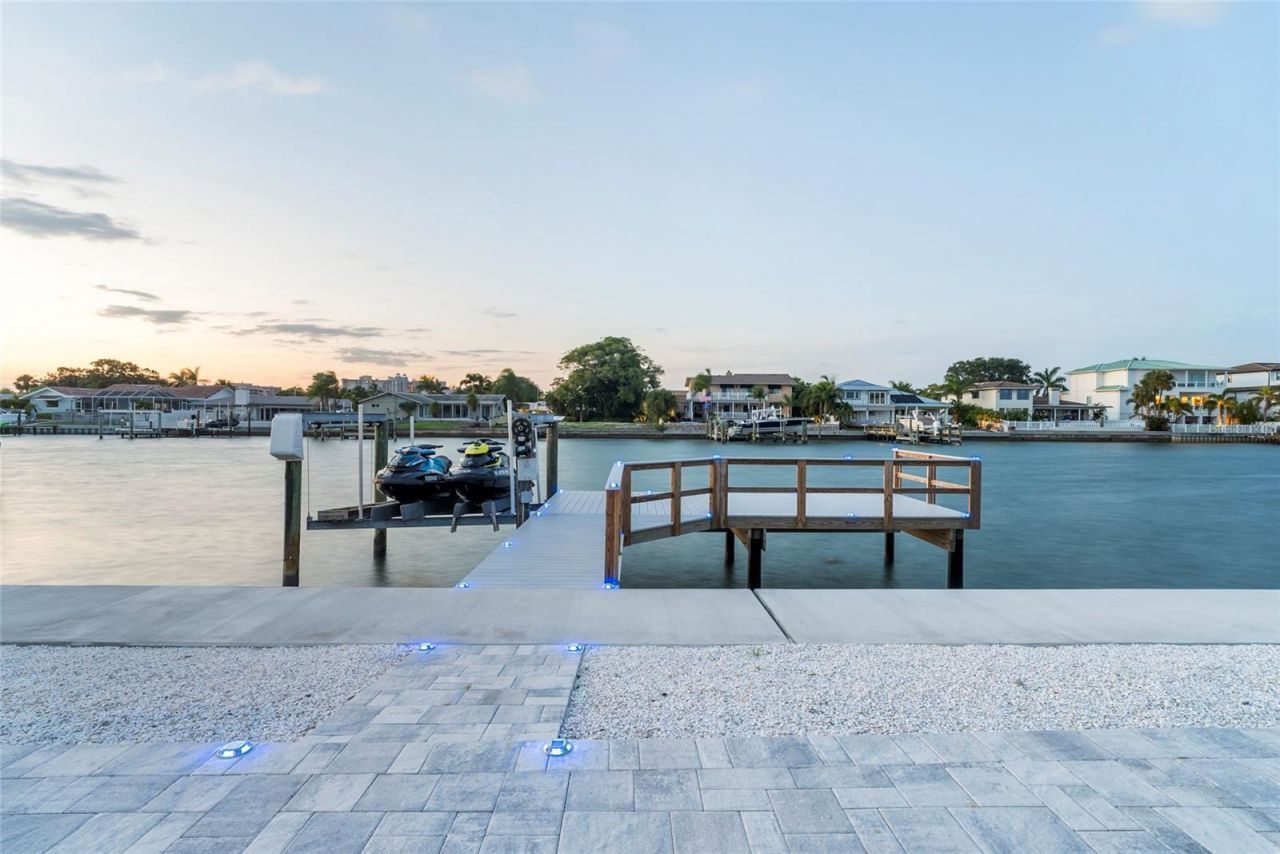 227 Howard Drive, Belleair Beach, FL 33786 Photo